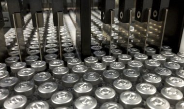 Descongelamento de IFA para vacina 100% nacional começa nesta sexta