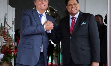 Brasil oferece apoio da Petrobras à exploração de petróleo no Suriname