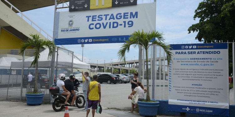 Em 2022, Rio já confirmou um quarto dos casos de covid-19 de 2021