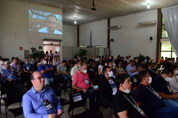 Evento de atração de investimentos  "Vem Pra Minas, Vem pra Ubá" é realizado no município