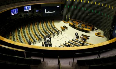 Câmara conclui votação do projeto que libera jogos no país