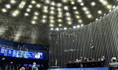 Senado aprova oferta de equipamentos e materiais pedagógicos adequados