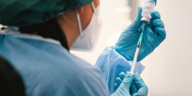 Grupo técnico da OMS recomenda dose de reforço contra covid-19