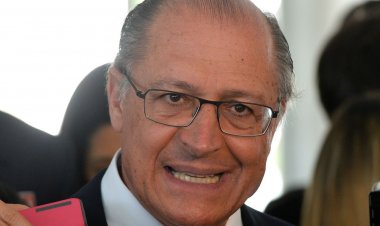 PT confirma indicação de Alckmin para vice de Lula