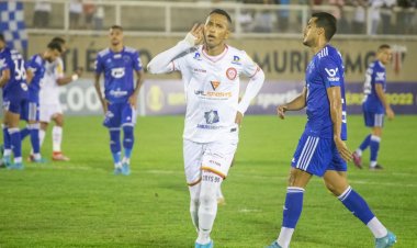 Tombense sai na frente mas cede empate ao Cruzeiro no estádio Soares de Azevedo