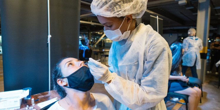 Casos de covid-19 somam 7.210 em 24h; mortes ficam em 39