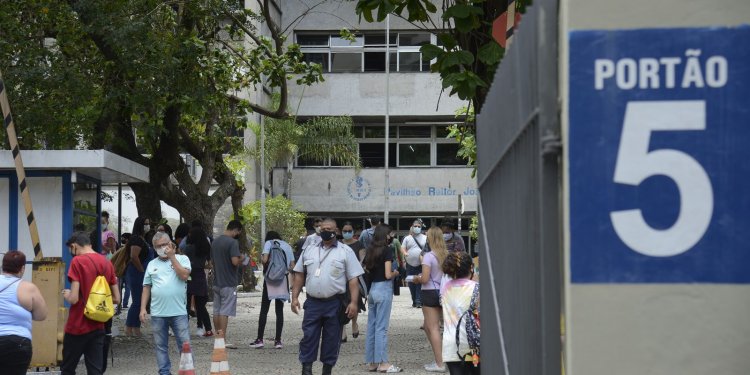 Prouni: amanhã termina prazo para informações da lista de espera