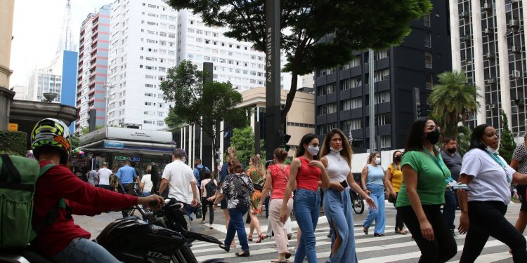 Covid-19: Brasil registra 263 óbitos e 36.750 novos casos em 24 horas