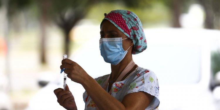 Covid-19: Brasil registra 19,9 mil casos e 114 mortes em 24 horas