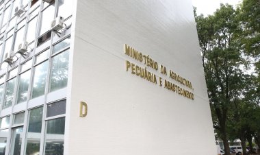 Brasil negocia compra de fertilizantes na Jordânia, Egito e Marrocos