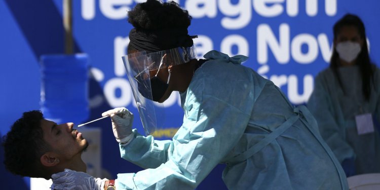 Covid-19: em 24 horas, Brasil teve 20 mil novos casos e 198 mortes