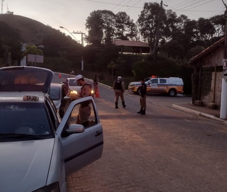 Homem é preso por dirigir embriagado