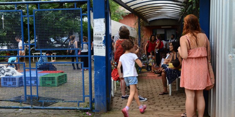 Covid-19: escolas municipais de SP não devem mais suspender aulas