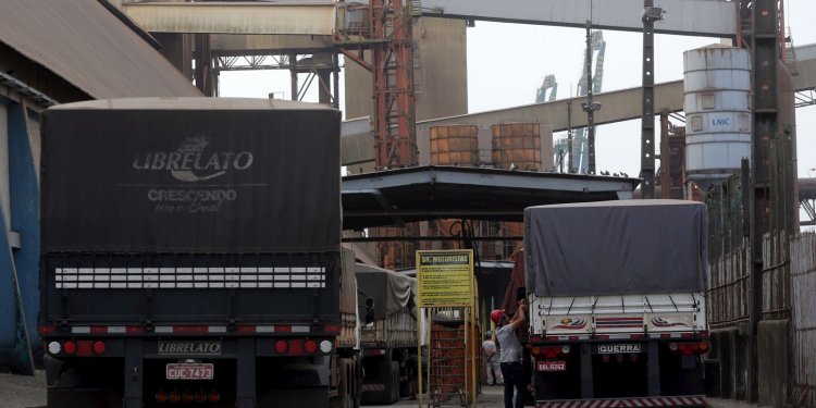 Congresso prorroga por 60 dias MP da tabela do frete rodoviário