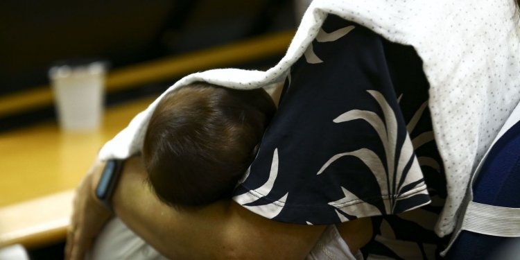 Campanha nacional busca estimular aleitamento materno