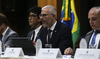 Em meio à pandemia, aprendizagem cai nas escolas do país