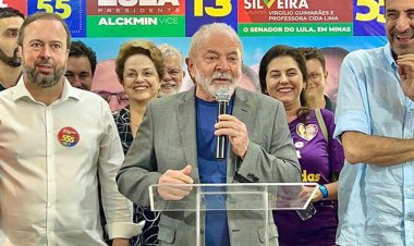 Lula diz que Brasil precisa voltar a ser um país industrializado