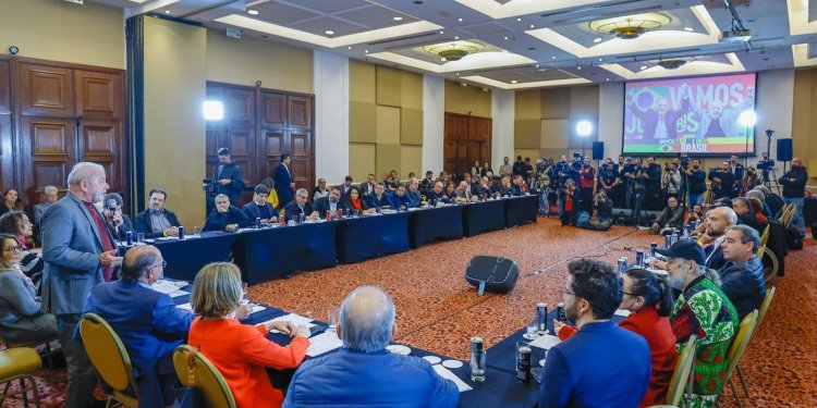 Lula diz que pretende reduzir o endividamento da famílias