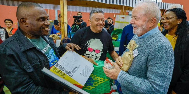 Lula diz que Estado precisa investir para diversificar a economia