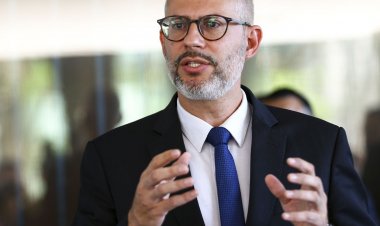 Ministro anuncia liberação das verbas destinadas a universidades