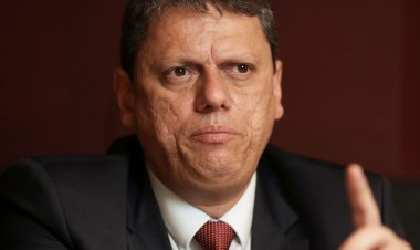 Tarcísio diz que tiros foram intimidação e descarta atentado