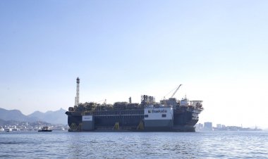 Produção de petróleo ultrapassa 4 milhões de barris por dia, diz ANP