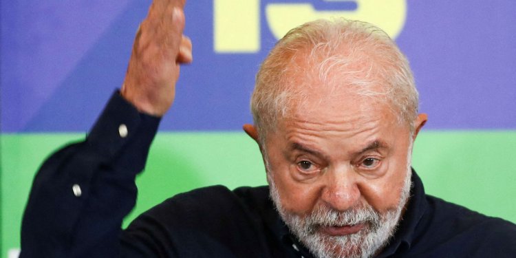 Lula fará orçamento participativo com contribuições pela internet