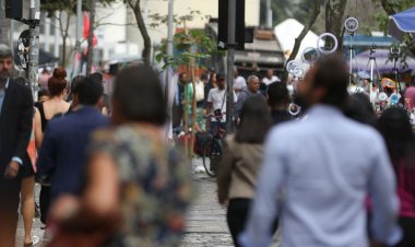 Covid-19: Brasil registra 3.883 casos e 65 mortes em 24 horas