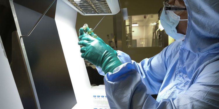 Controle de qualidade consome até 70% do tempo de fabricação de vacina