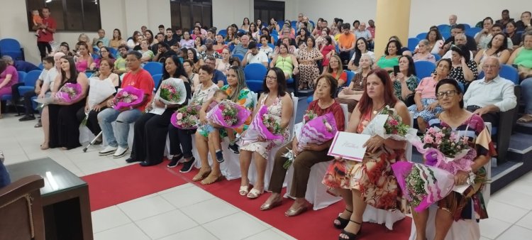 Ubá: Dez mulheres recebem homenagem na Câmara Municipal pelo Dia Internacional da Mulher