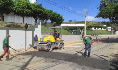 Obras realiza manutenção de vias urbanas e rurais de Ubá