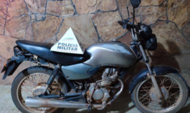 Polícia Militar recupera motocicleta furtada em Guidoval