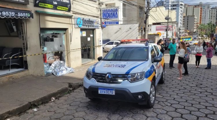 Dois homens são mortos a tiros no centro de Viçosa
