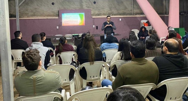 Candidatos a conselheiros tutelares recebem instruções sobre processo eleitoral