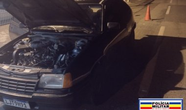 Homem é preso por direção perigosa e  adulteração de  clonagem de placa do veículo