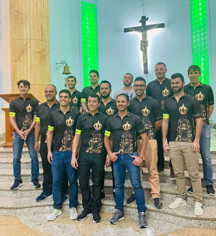 Grupo de Ubaenses enfrentam mais de 450 quilômetros para chegar à cidade de Aparecida pedalando por 4 dias