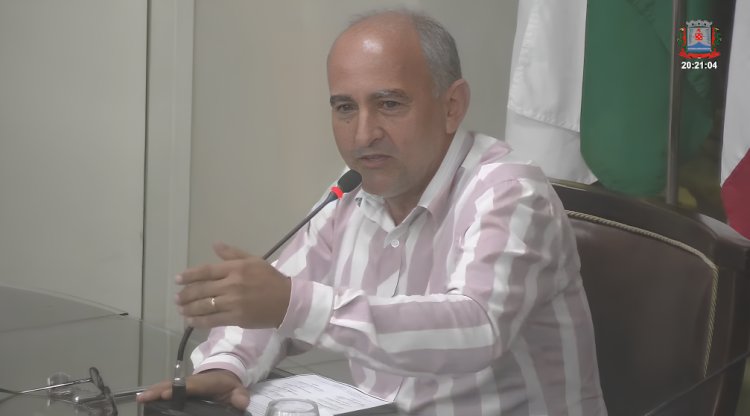 Vereador Edeir Pacheco faz reclamação sobre o transporte público em Ubá