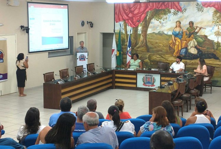 Ubá: Fórum debate direitos e vulnerabilidades da pessoa idosa