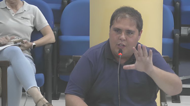 Vereador Professor José Damato Neto tem celular hackeado