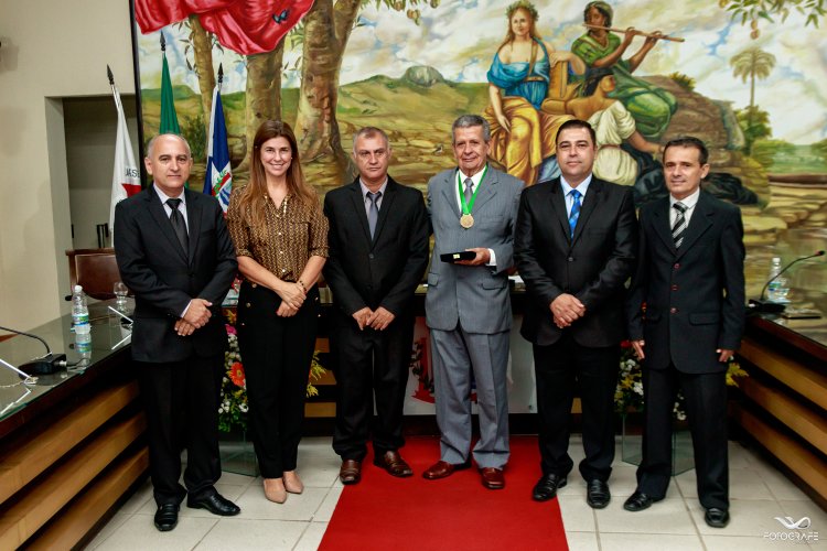 CMU realiza solenidade de entrega da Medalha Fernando da Mota
