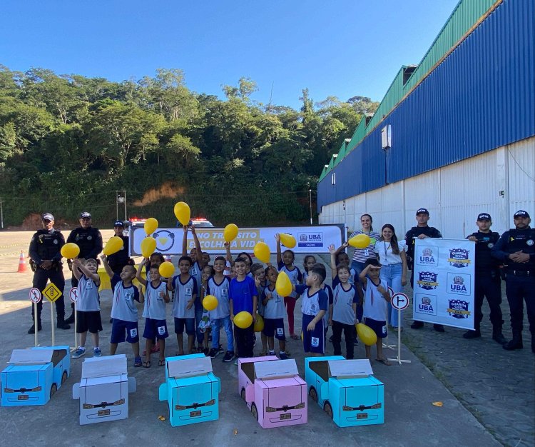 Maio Amarelo: GCM realiza ação com estudantes de Ubá