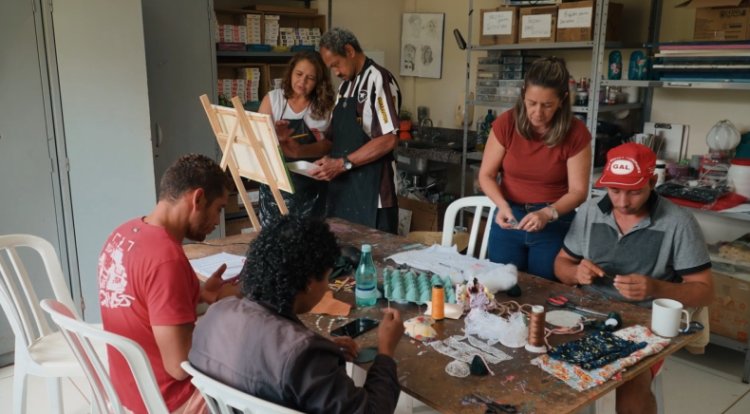 CAPS AD III oferece oficinas terapêuticas para redução de danos e apoio à saúde mental