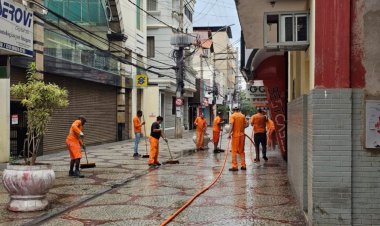 Centro de Viçosa recebe operação de limpeza para garantir bem-estar e conforto à população