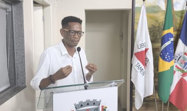 Tribuna Livre: Professor José do Carmo fala sobre o reconhecimento da Aquarela do Brasil como Patrimônio Imaterial da Humanidade e do Memorial de Ary Barroso