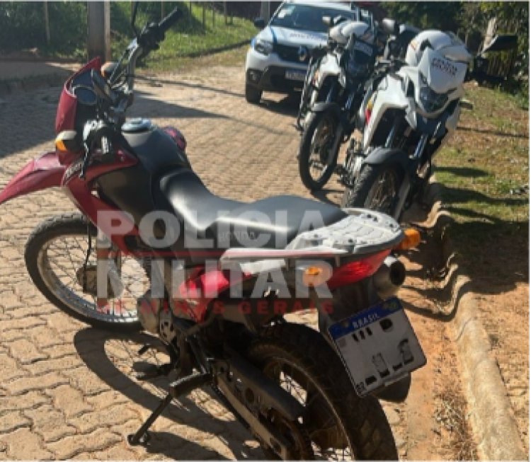 Polícia Militar prende um dos autores de tentativa de roubo em loja de joias no centro de Ubá