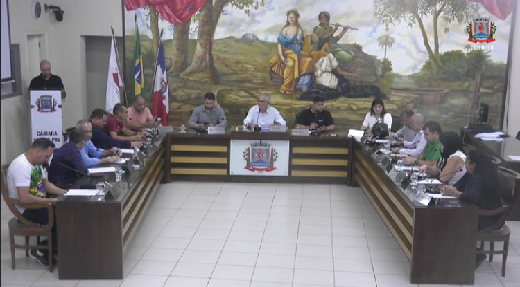 Câmara Municipal de Ubá aprova em reunião extraordinária transferência de gestão da Escola Estadual Coronel Teixeira Ervilha para a Rede Municipal