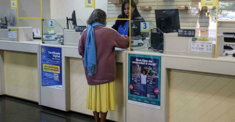 Aposentados do INSS têm até novembro para aderir ao acordo de ressarcimento nas agências dos Correios