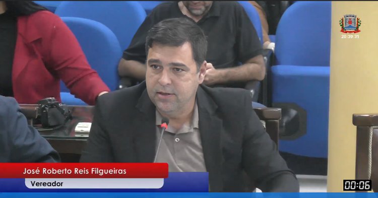 Crise na gestão: Filgueiras denuncia atrasos e clima de instabilidade no governo