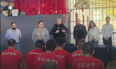 Prefeito Ângelo Chequer visita Presídio de Viçosa para palestra com detentos