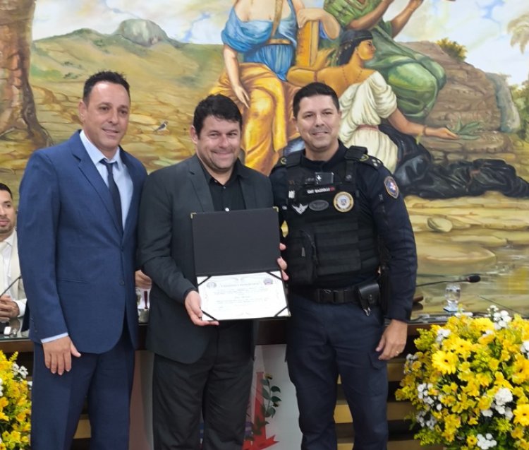 Câmara Municipal de Ubá celebra a trajetória de Artur Moreira com Título de Cidadão Honorário